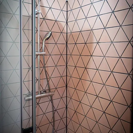 Panzió Les Chemins De Berdis