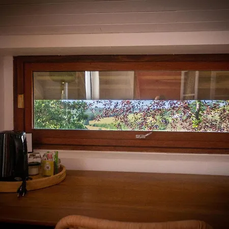 Les Chemins De Berdis B&B 3*
