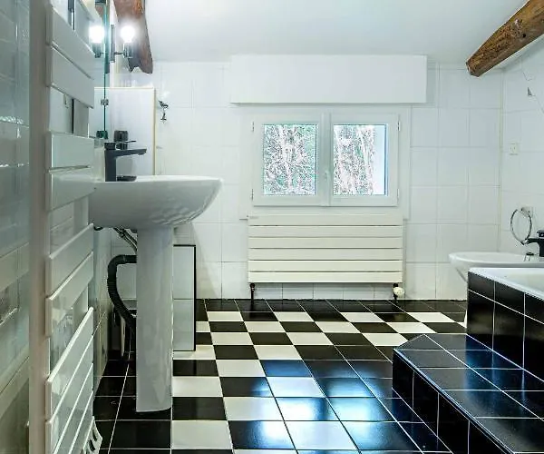 B&B Les Chemins De Berdis 3*